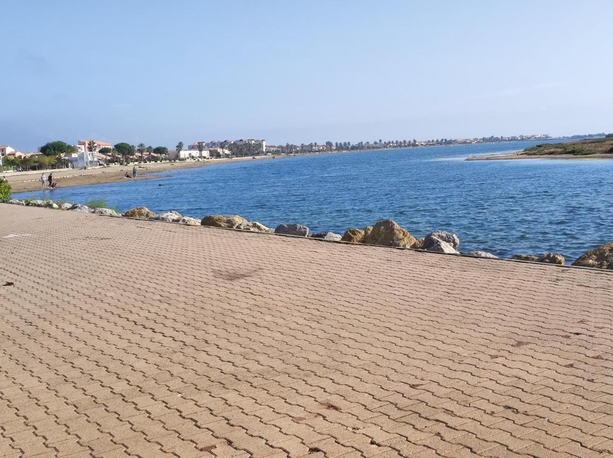 Appartement T3 Vue Sur Port Gruissan Exteriör bild